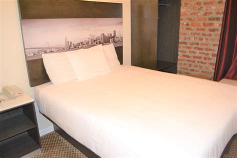INN ON FOLSOM .